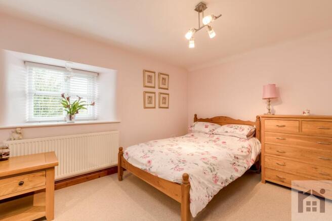 Guest bedroom