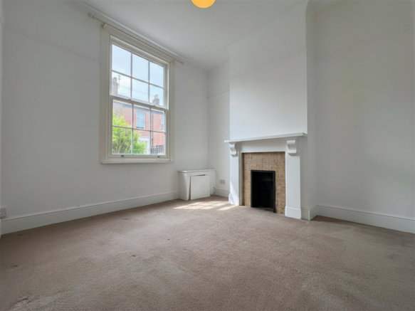 2 bed Terraced for sale Image 4
