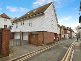 5 West Gate House, Chapel Mews, Chapel Street, Hythe CT21 5BE