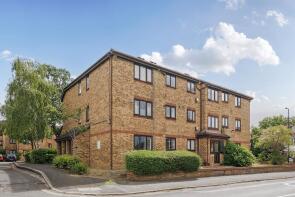 Flat 1, Spruce Court, Popes Lane, London W5 4AZ