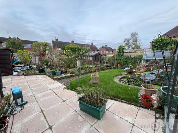 52da11fd-336e-4163-a23a-74a3f4df0ead