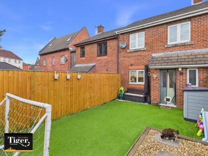 Highland Drive, Buckshaw Village