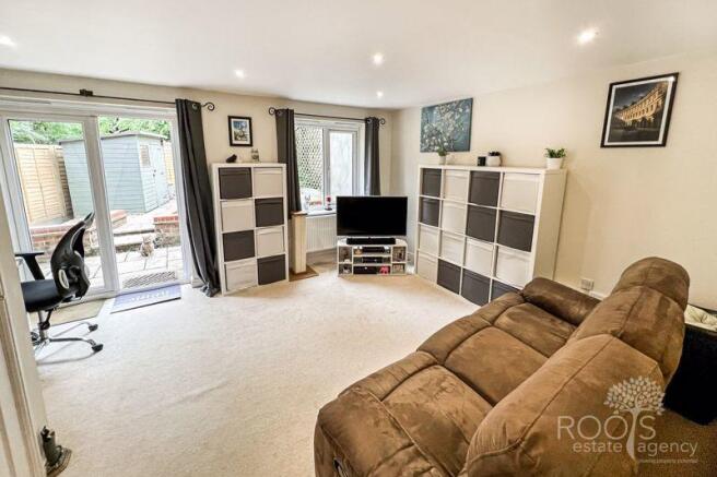 Lounge/dining room