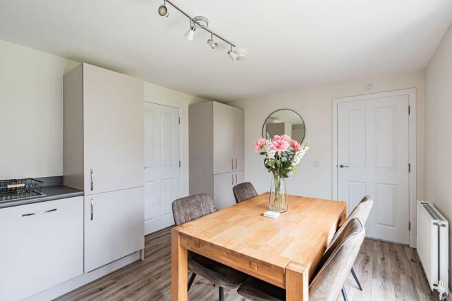 16 Charles Wilson Avenue, Bilston, EH25 9AQ photo 3