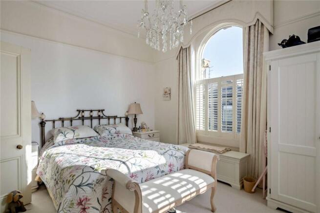 2 bed Apartment for sale Image 9