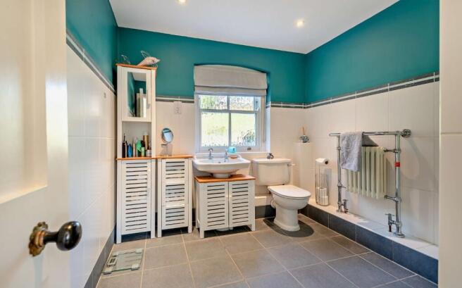 Ensuite