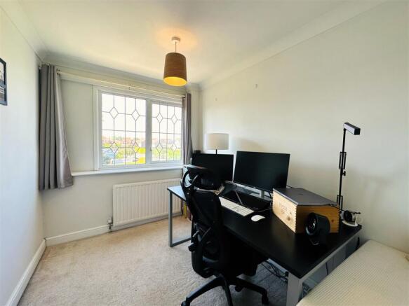 3 bed Detached for sale Image 12
