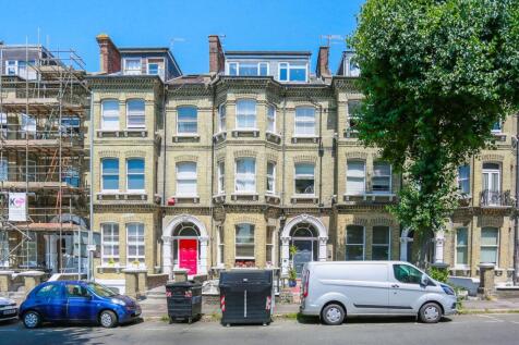 Cromwell Road, Hove, BN3