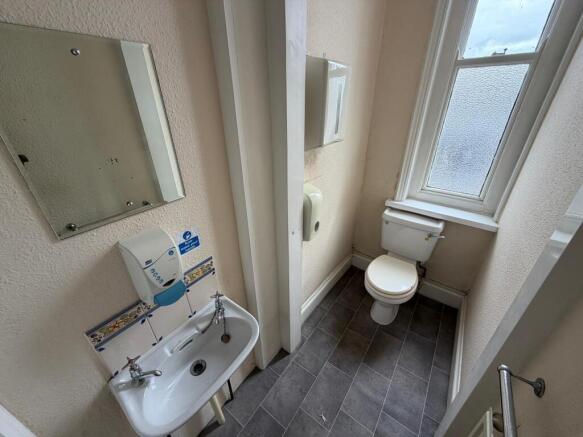 10A, 10B, 10C & 10D Windsor Place, Liskeard PL14 4BH photo 4