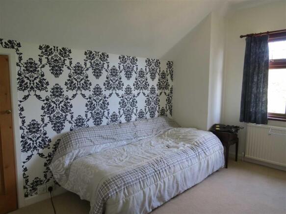 Bedroom: