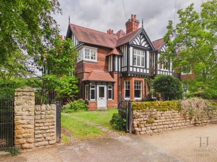 Manor Park, Ruddington, NG11