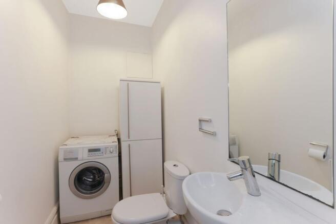 5 bed Semi-Detached for sale Image 12