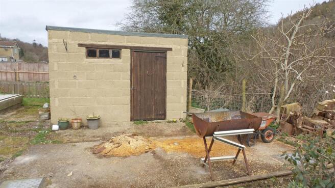 outbuilding.jpg