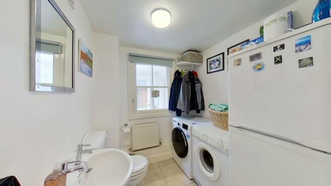 UTILITY ROOM/WC