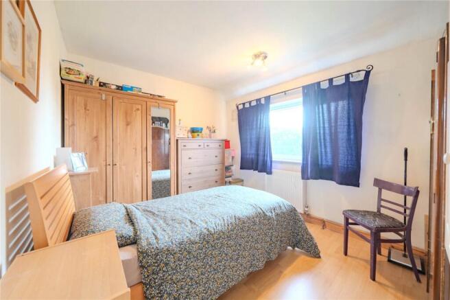 3 bed Semi-Detached for sale Image 6