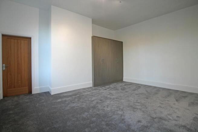 1 bed Flat to rent Image 4