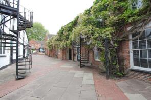 Flat 7, 64 65, High Street, Banbury OX16 5JJ