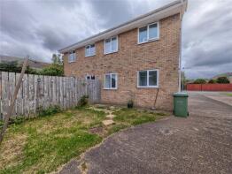 57, Sunningdale Drive, Stockton-on-tees TS16 9EA