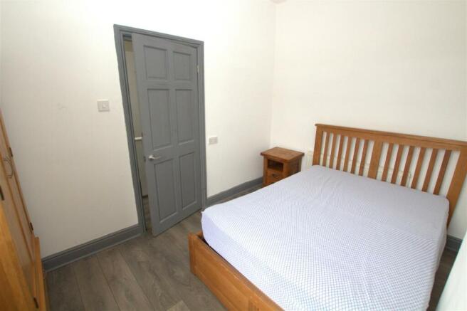 3 bed House to rent Image 12