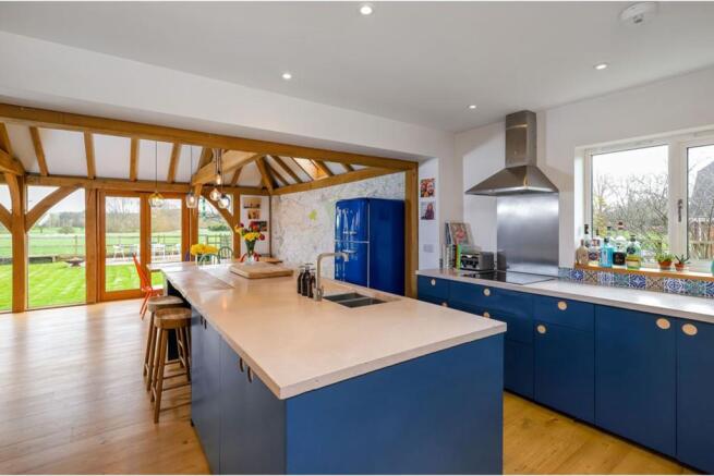 Kitchen/Breakfast
