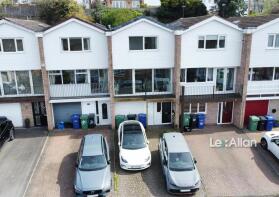 22, Lutley Drive, Stourbridge DY9 0YQ