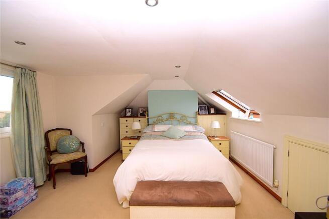 3 bed Bungalow for sale Image 12