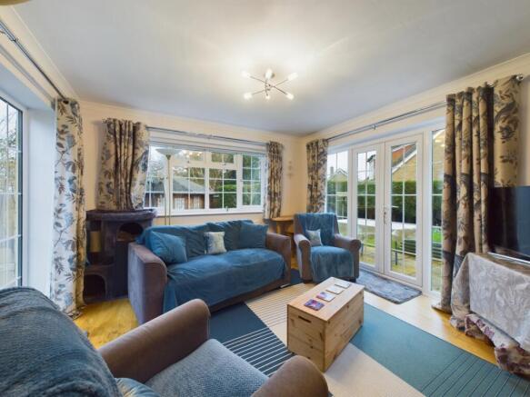 GARDEN ROOM