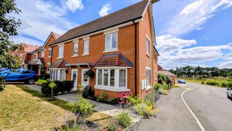 Heatherfields Way, Whitehill, Hampshire, GU35