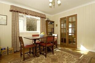 Dining room overlooks gar