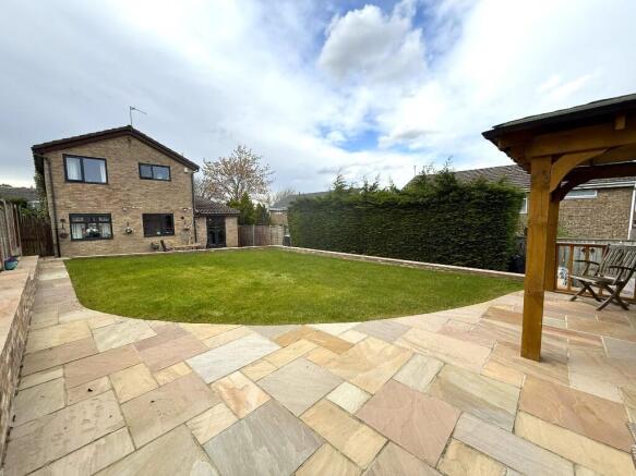 3 bed Detached for sale Image 4