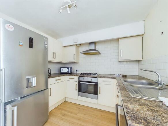 CAM01387G0-PR0056-ST