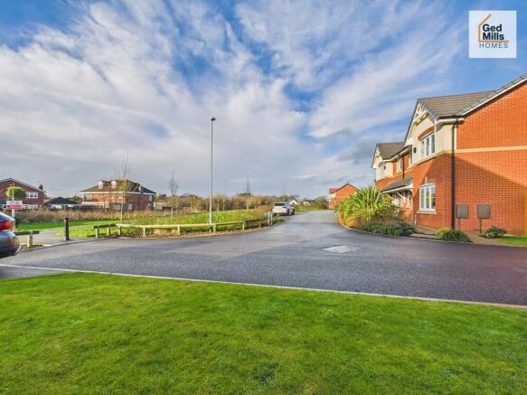 CAM02899G0-PR0077...