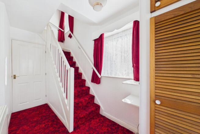 3 bed Semi-Detached for sale Image 8
