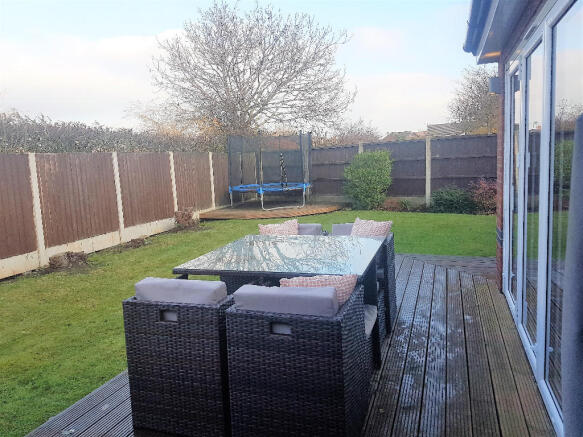 Patio & Gardens