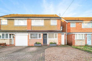 15, Dunstan Croft, Shirley, Solihull B90 4DJ