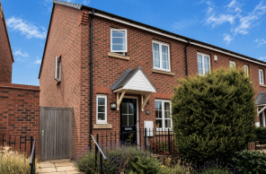 29, Mallow Way, Nottingham NG13 8XD