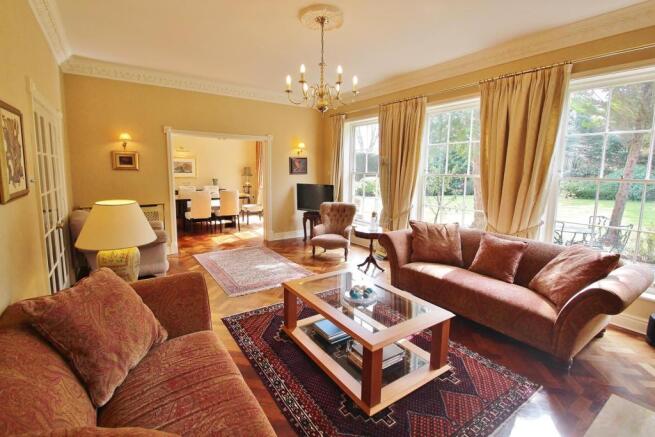 Sitting Room 2.JPG