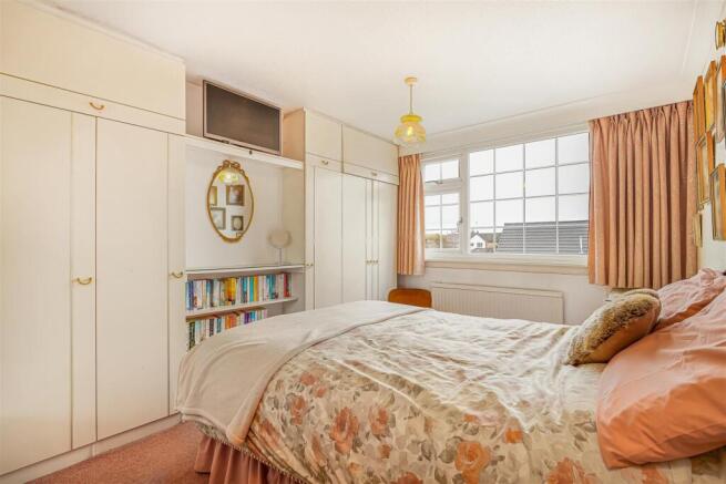3 bed Semi-Detached for sale Image 11
