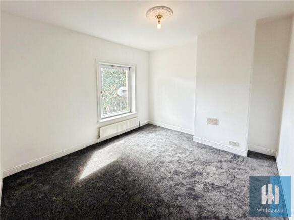2 bed Terraced to rent Image 5
