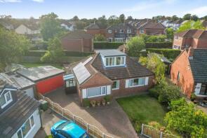 6, Lyndhurst View, Scholes, Leeds LS15 4AF