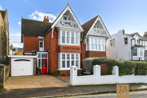 4, East Drive, Brighton BN2 0BQ