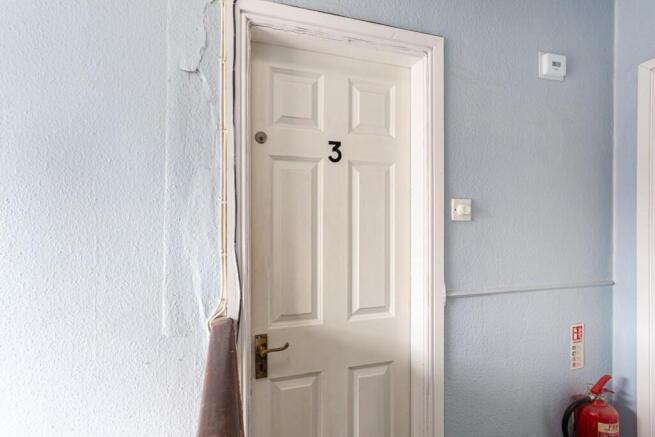 1 bed Flat to rent Image 8