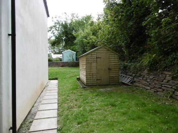 Photo 12