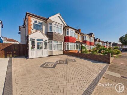 Camrose Avenue, Edgware, HA8