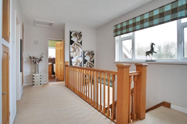 GALLERIED LANDING