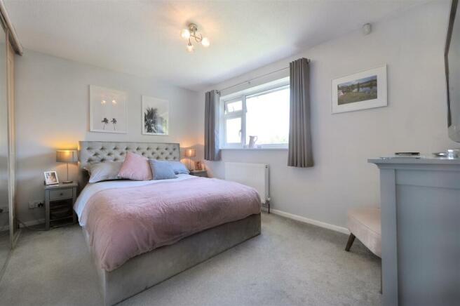 Bedroom 1.JPG