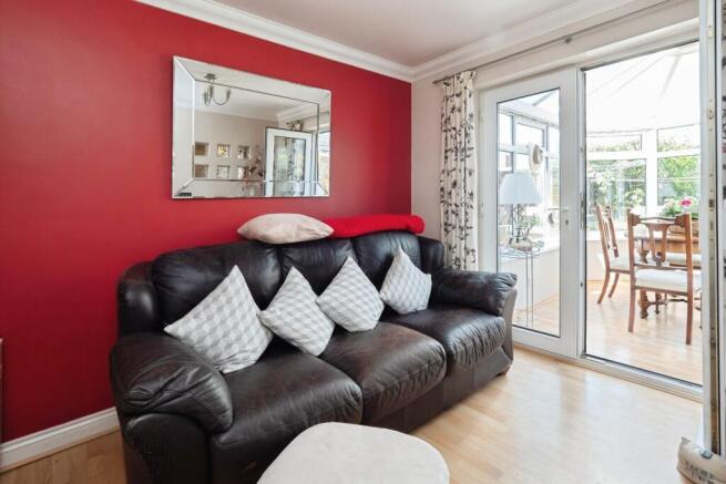 4 bed Detached for sale Image 12