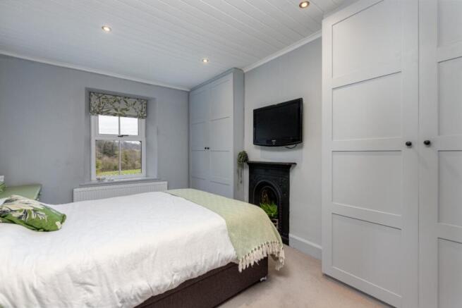 4 bed End of Terrace for sale Image 11