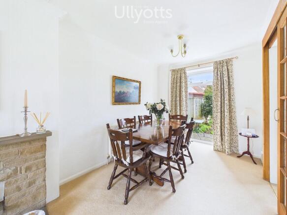 3 bed Semi-Detached for sale Image 4