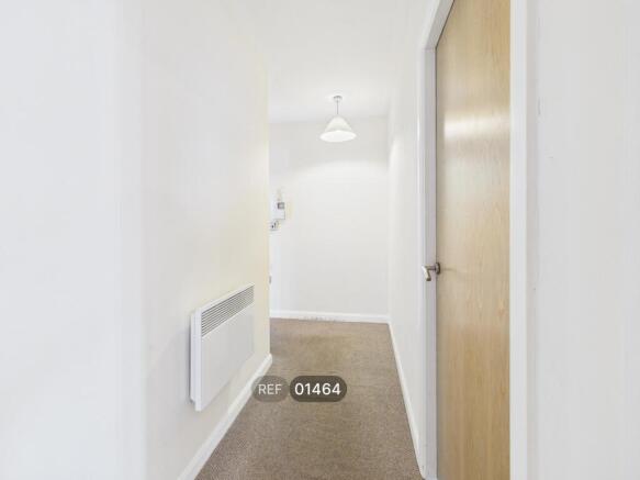 2 bed Apartment to rent Image 9
